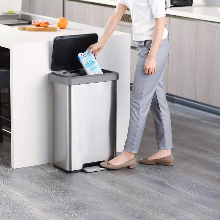 Cos de gunoi cu pedala, EKO, Cozy, 45 litri, 1 compartiment, inox