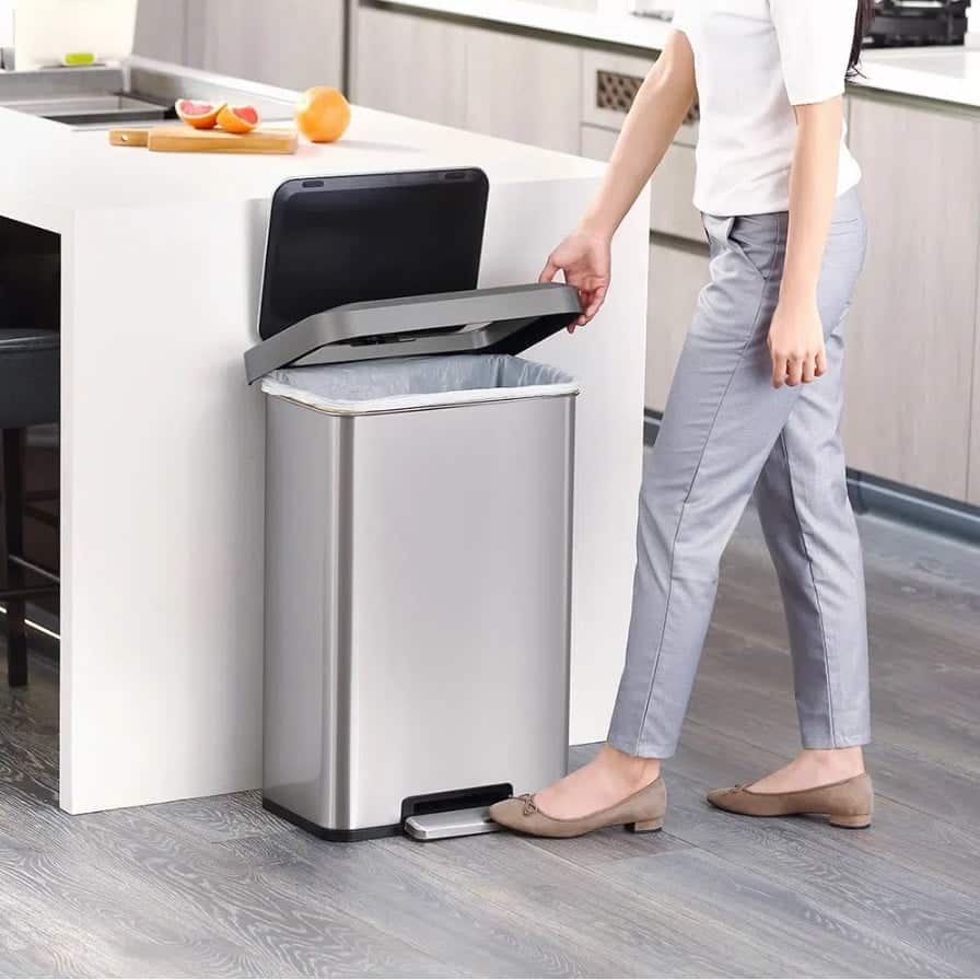 Cos de gunoi cu pedala, EKO, Cozy, 45 litri, 1 compartiment, inox