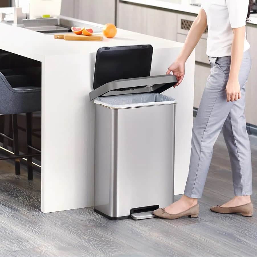 Cos de gunoi cu pedala, EKO, Cozy, 45 litri, 1 compartiment, inox