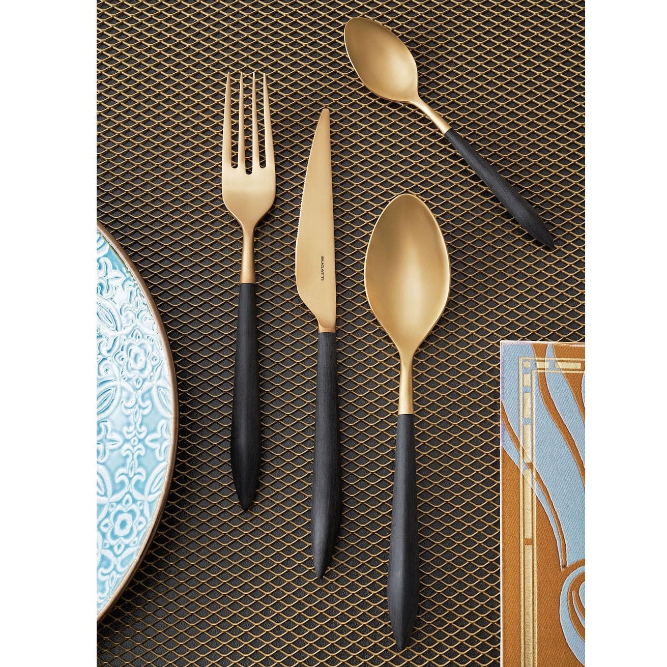 Set 6 lingurite pentru desert/cafea Ares Gold, Casa Bugatti - ASGDN-004N07, auriu/negru