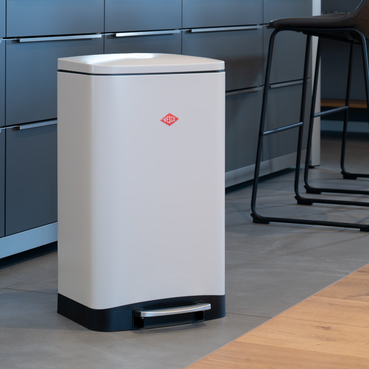 Cos de gunoi cu pedala, WESCO Germany, Towerkick, 40 litri, 1 compartiment, antracit