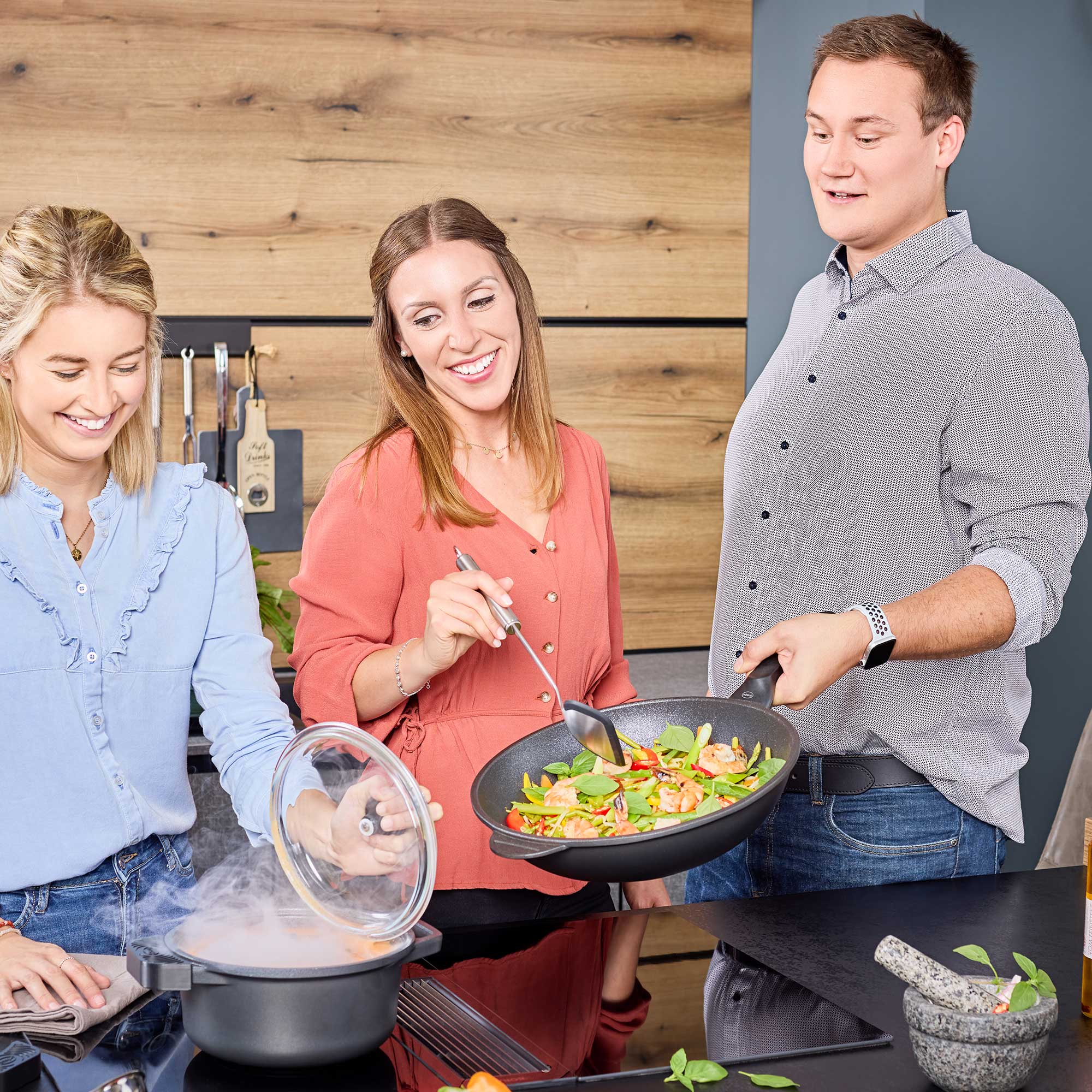 Oala de gatit cu capac, aluminiu turnat, 3.9 litri, Rosle, Cadini