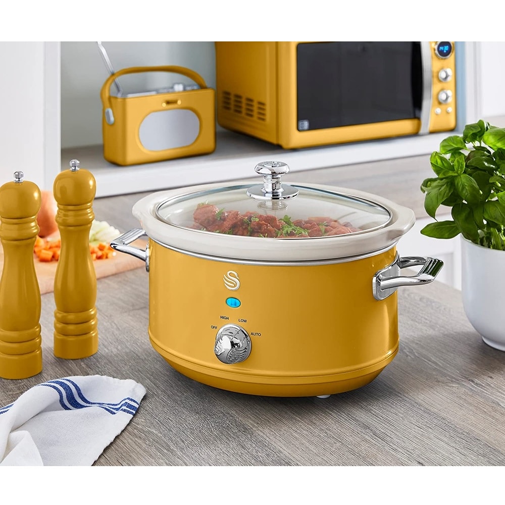 Slow cooker, Swan, Retro, SF17031YELNEU, 6.5 litri, 320 W, galben