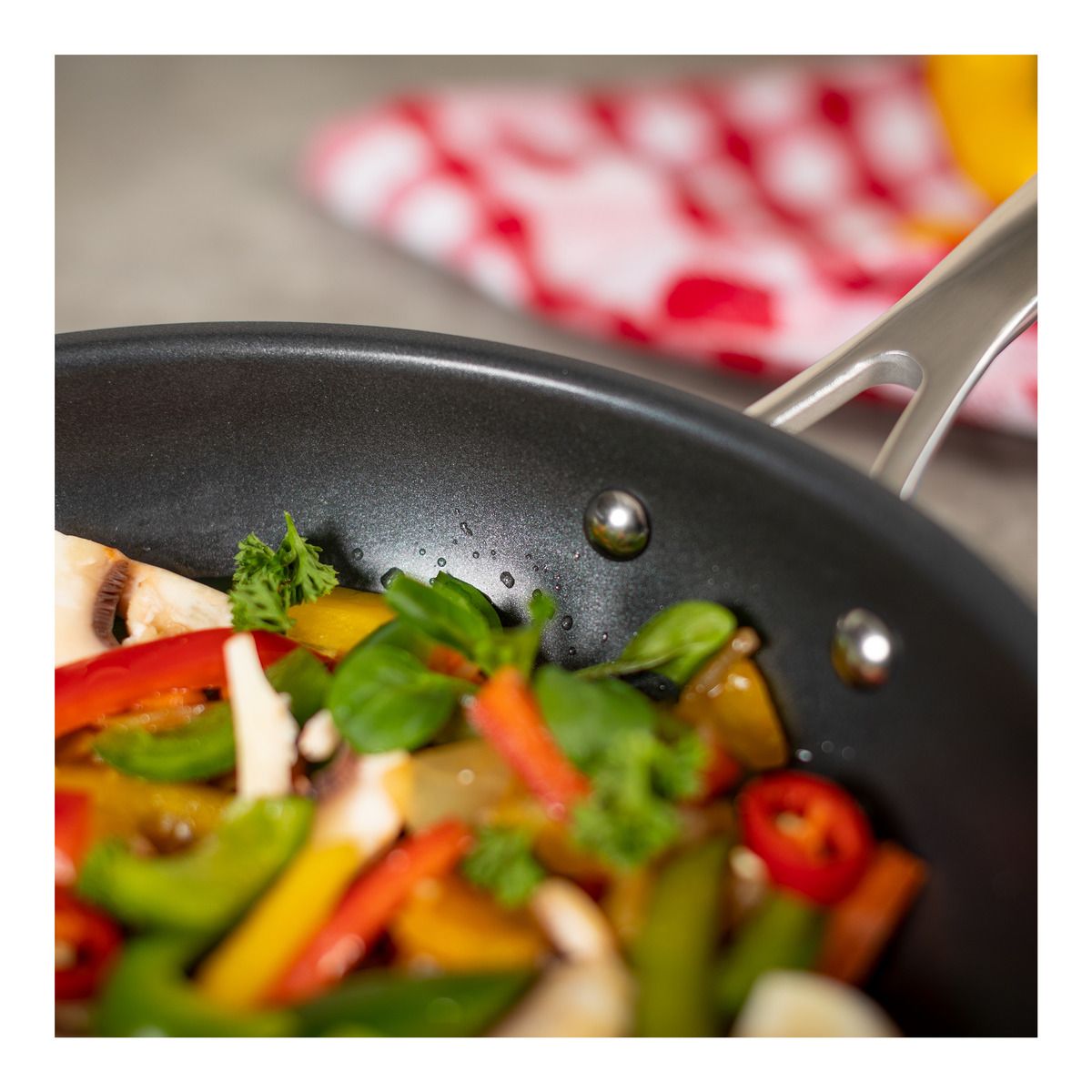 Tigaie wok, Ø 24 cm, otel inoxidabil si titan, Kuhn Rikon, Allround