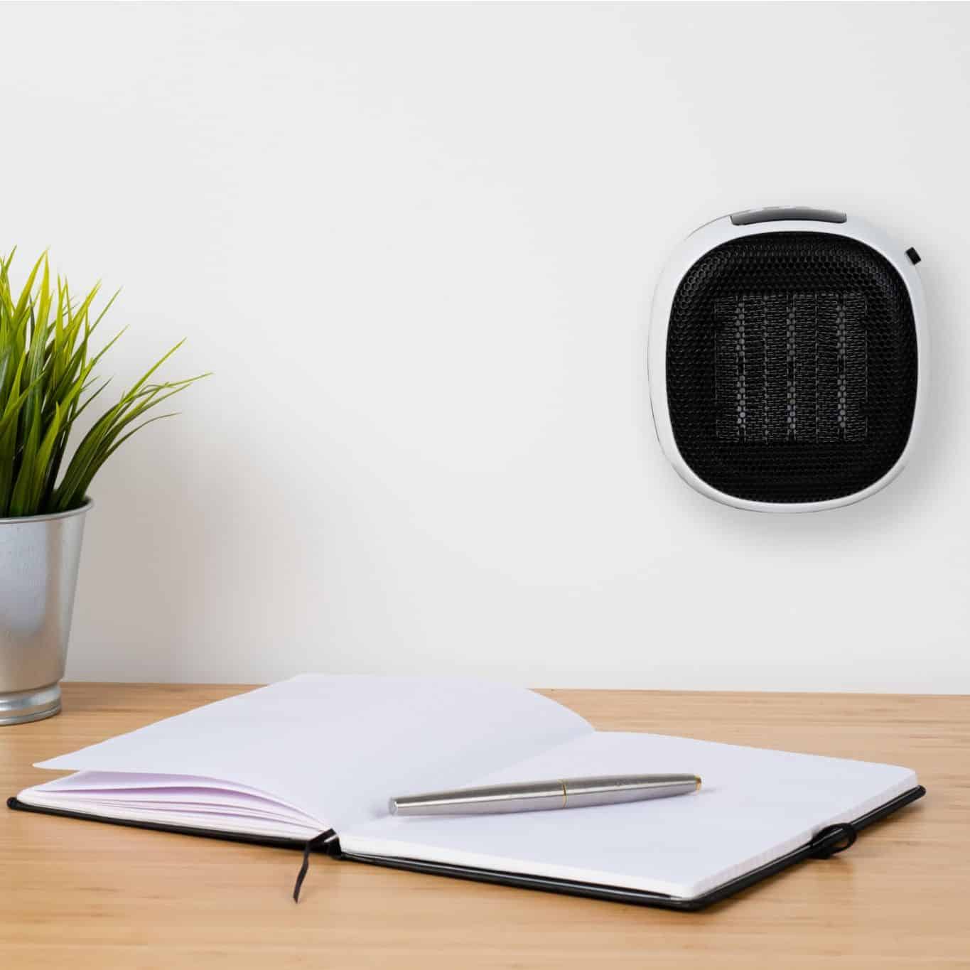 Mini aeroterma pentru priza, Eurom, Heat Plug-in, 700 W, alb