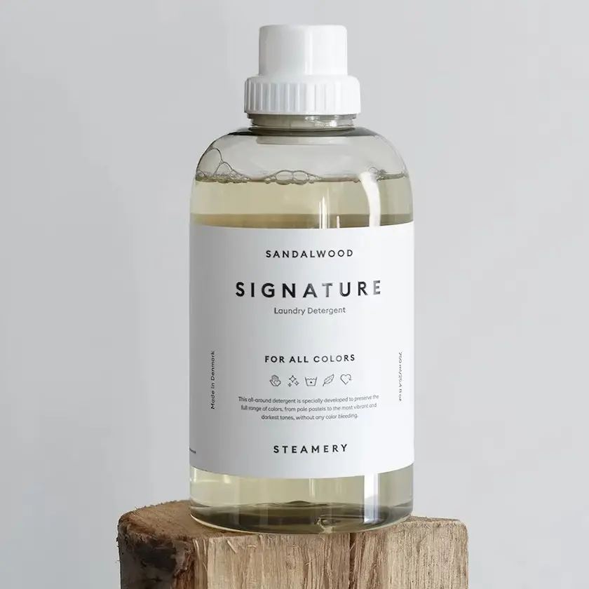 detergent lichid universal, rufe colorate, lemn de santal, 750 ml