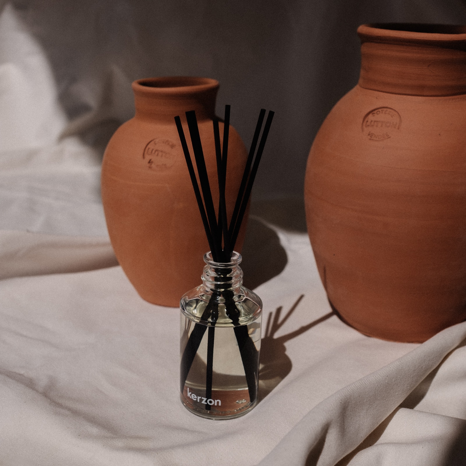 Odorizant de camera cu betisoare, Kerzon Paris, La Tour Eiffel, 120 ml