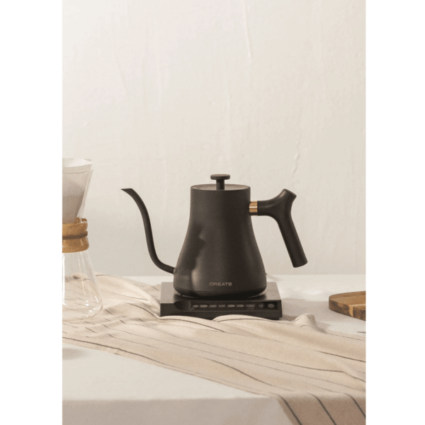 Fierbator apa pour-over, CREATE, Hattori Swan, 0.5 litri, negru mat