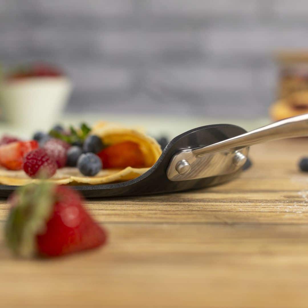 Tigaie pentru clatite, Ø 27 cm, aluminiu si titan, Kuhn Rikon, Easy PRO