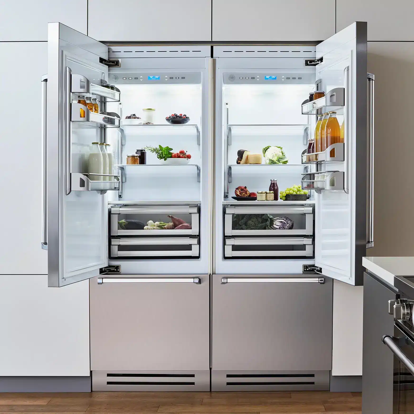 Combina frigorifica incorporabila, 556 litri, Bertazzoni, French Door, colectie Heritage, alb