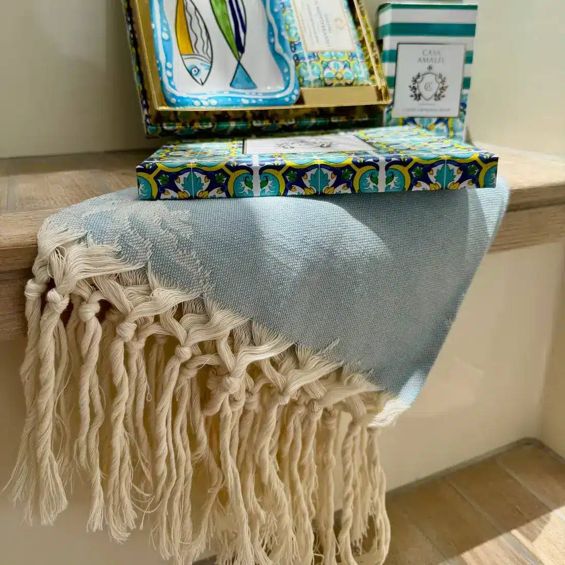 Set 2 prosoape de oaspeti, 70x135 cm, bumbac si in, Casa Amalfi, Acqua Marina Fringe, blue