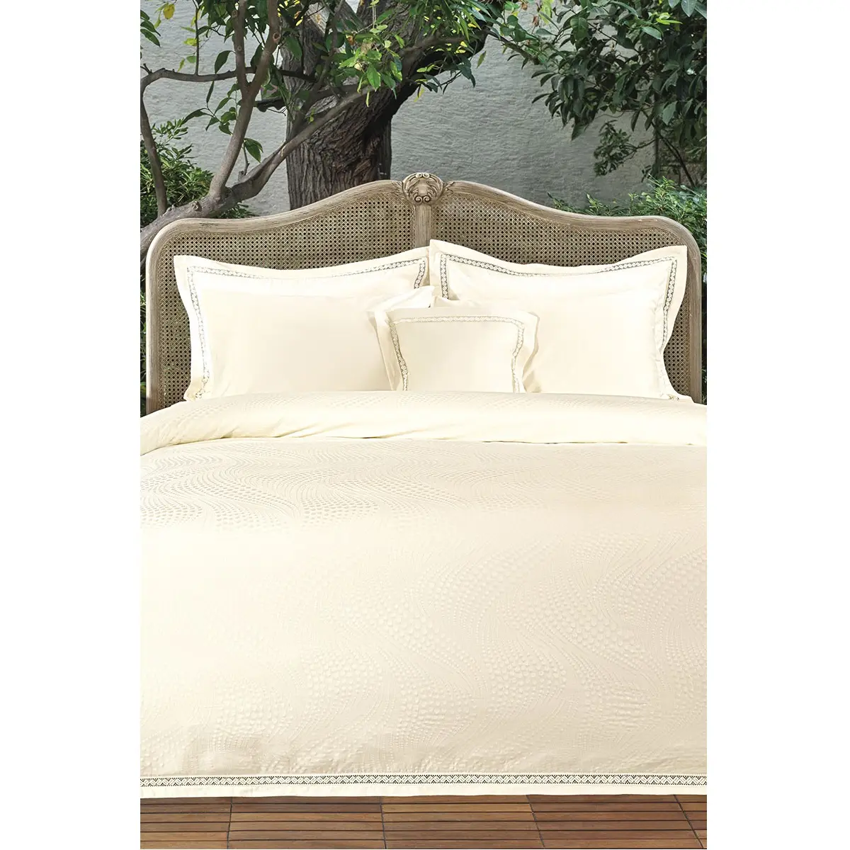 Set lenjerie de pat matrimonial premium, Valeron, 7 piese, Alessa, 100% bumbac egiptean, crem