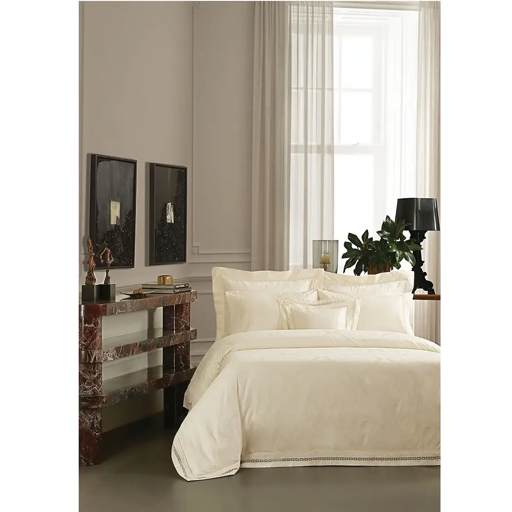 Set lenjerie de pat matrimonial premium, Valeron, 7 piese, Bernelle, 100% bumbac egiptean, crem