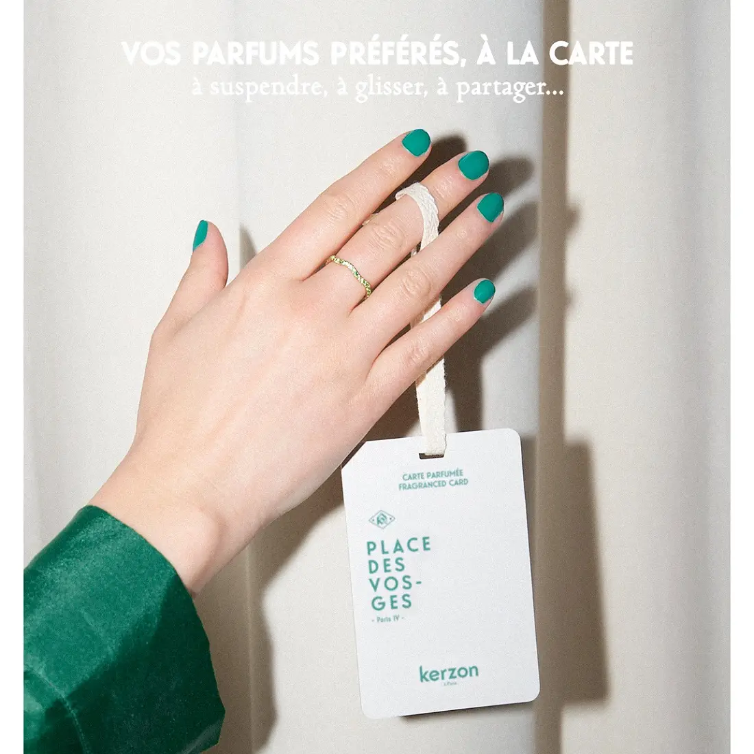 Saculet parfumat pentru haine, Kerzon Paris, Place des Vosges, parfum trandafir bulgaresc si geranium