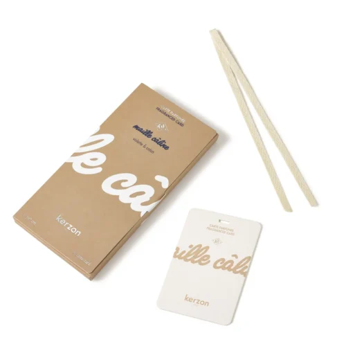 Saculet parfumat pentru haine, Kerzon Paris, Maille Caline, parfum violete si bumbac