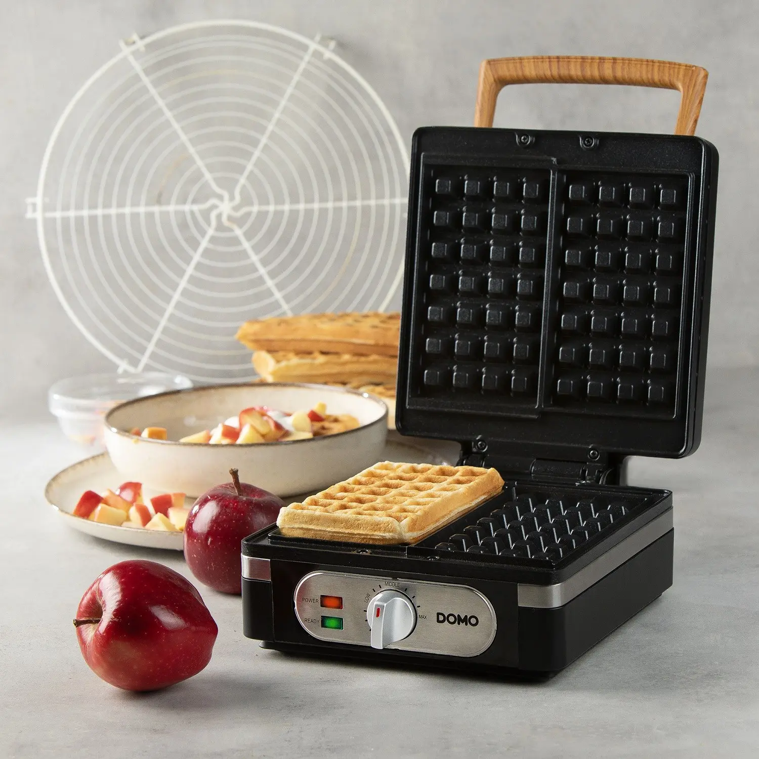 Aparat de vafe si gofre, DOMO, Waffle Maker, negru