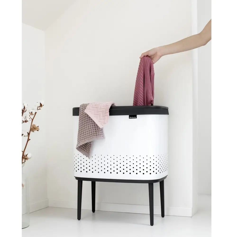 Cos pentru rufe cu picioare, Brabantia, Bo, 60 litri, alb