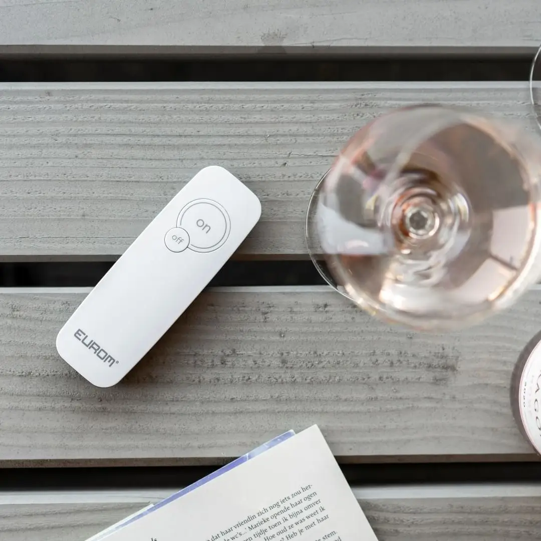 Radiator electric cu halogen pentru terasa, Eurom, Golden 2000 Amber, argintiu