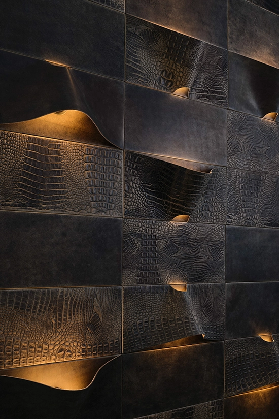 Lum_Leather_Midnight_quasar