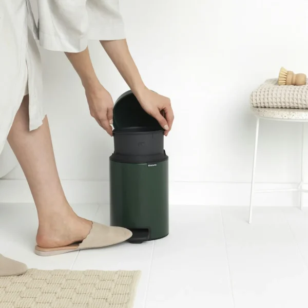 Cos de gunoi cu pedala, Brabantia, NewIcon, 3 litri, verde