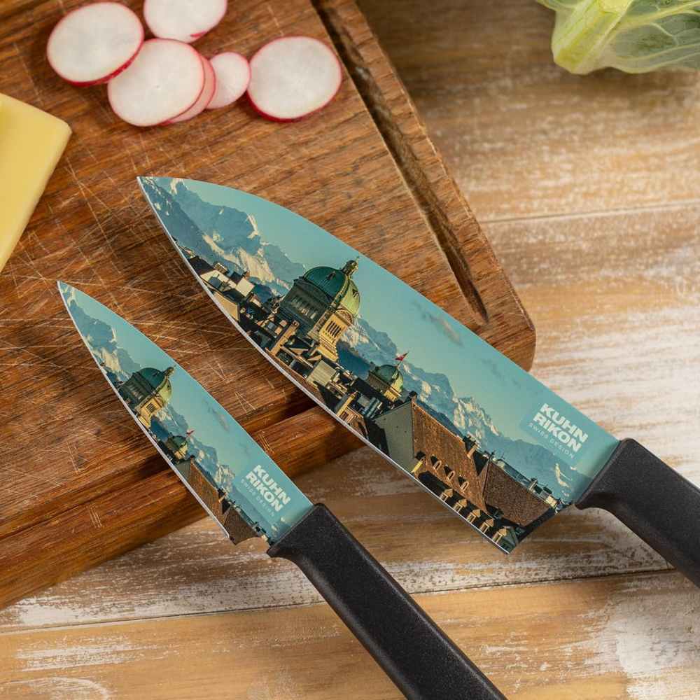 set 2 cutite kuhn rikon, colori swiss bern, ideal suvenir sau cadou, lama neteda, maner ergonomic, protectie antialuncare, husa protectie, lavabil in masina de spalat vase, pe blat, in bucatarie