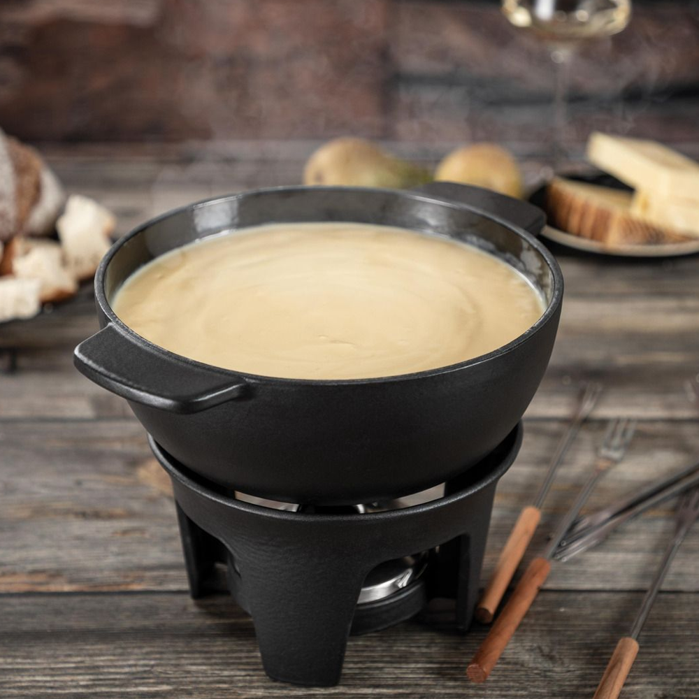 set fondue 6 persoane kuhn rikon, 2 litri, ideal pentru carne/branzeturi/hot pot, bol detasabil din fonta, 6 furculite, bol compactibil cu toate sursele de caldura, regulator intensitate flacara, branza in oala fondue