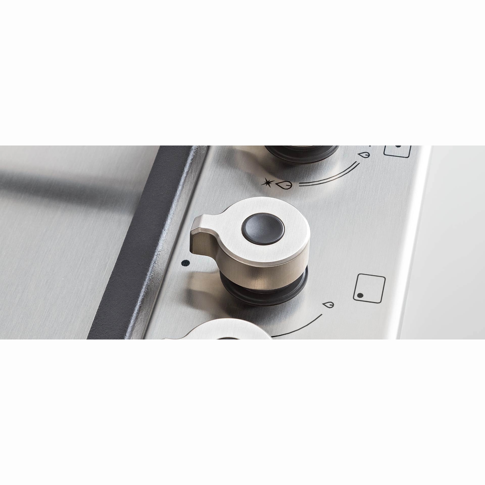 Plita incorporabila pe gaz, Bertazzoni, 4 zone, 60 cm, colectie Professional, inox