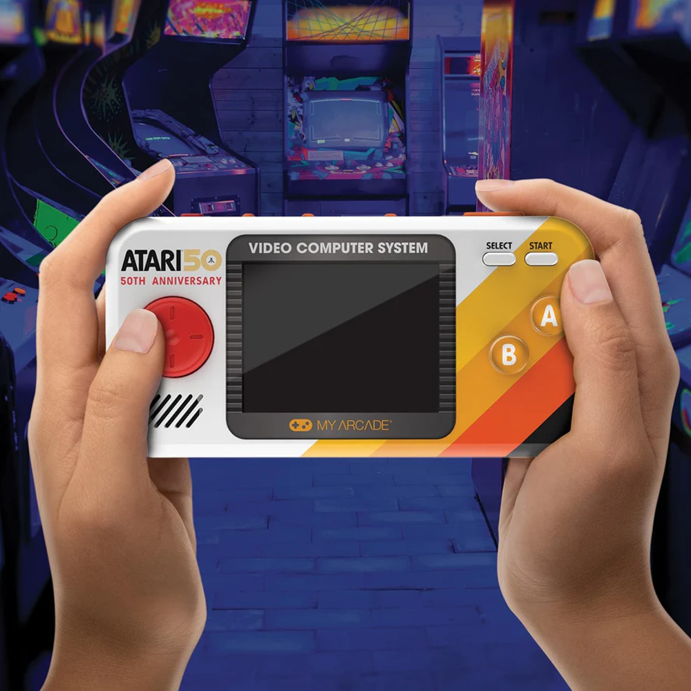 mini consola de buzunar atari myarcade, pocket player pro, grafica originala, display 2.75 inch, iluminare ajustabila, difuzor extern, adaptor casti, potrivit pentru game rooms si colectionari, produs in maini