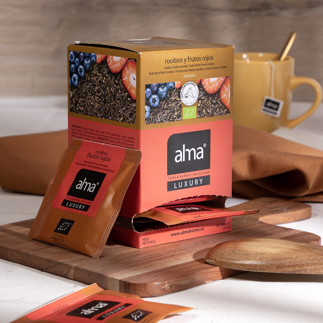 ceai bio 20 plicuri, alma teas, luxury, rooibos and red fruits, fara cofeina, gust revigorant, in bucatarie