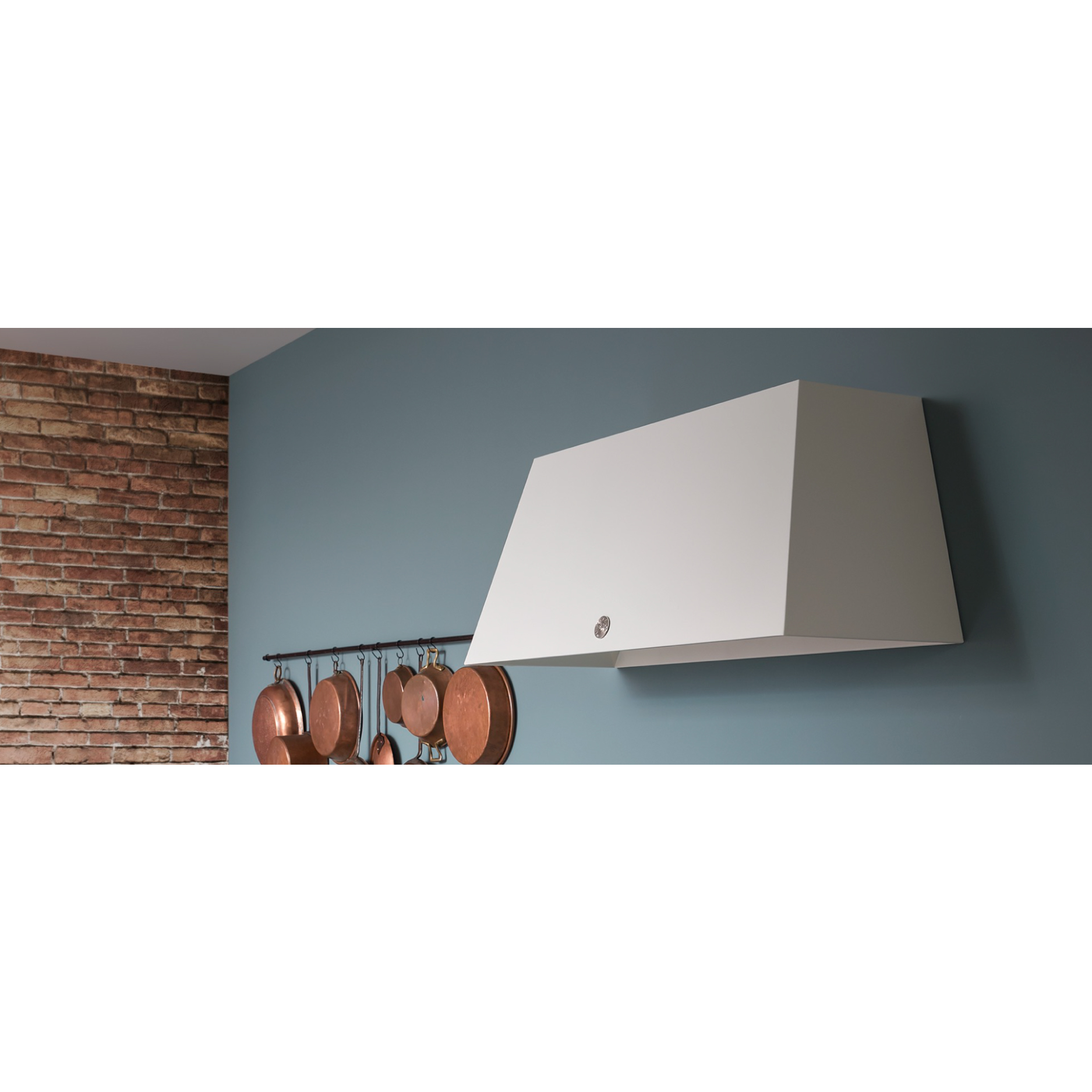 Hota de perete Bertazzoni, latime de 110 cm, colectie Heritage, iluminare LED