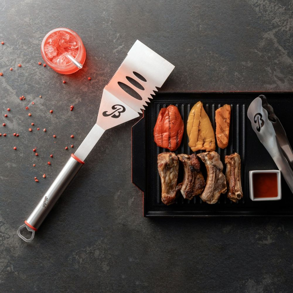 set ustensile barbecue, berkel, spatula multifunctionala, cleste cu maner ergonomic, material otel inoxidabil de inalta calitate, desfacator de sticle integrat, durabil, piese lavabile la masina de spalat vase, ideal pentru pasionatii de barbecue, inox, detaliu spatula