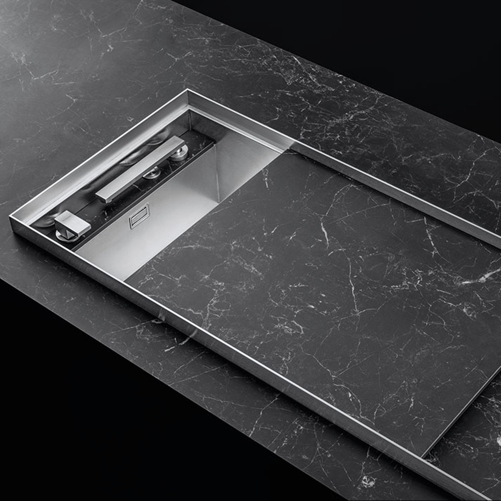 Chiuveta de bucatarie Barazza, colectie Mizu, 100 x 52 cm, 1 cuva, montare peste nivelul blatului, 3 orificii standard pentru baterie, anti-zgarieturi, anti-pete, sistem de scurgere automat, inox, produs incorporat