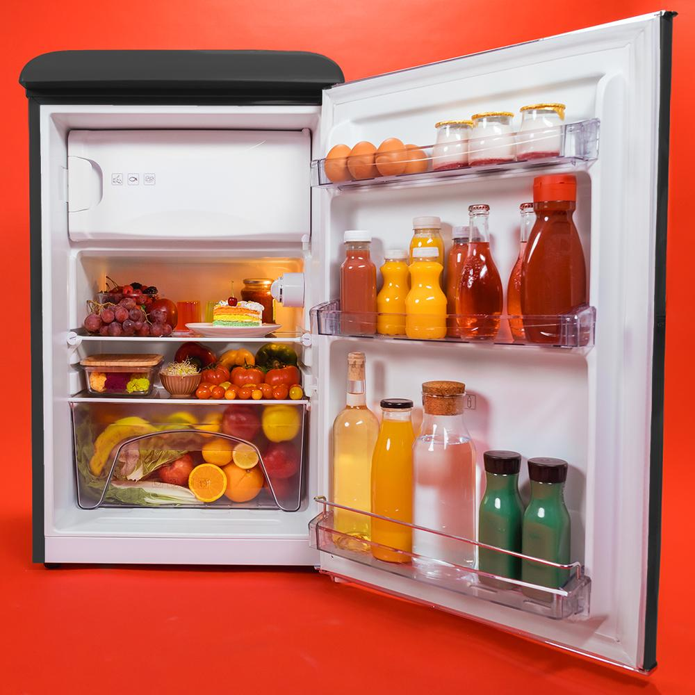 mini frigider retro, cecotec, bolero coolmarket mini, cu capacitate de 110 litri, compartiment de congelare ice box, sertat fructe si legume si 2 rafturi, negru