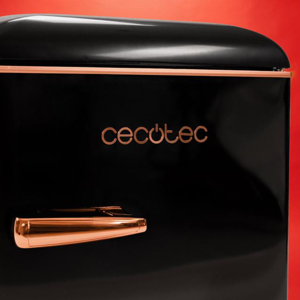 mini frigider retro, cecotec, bolero coolmarket mini, cu capacitate de 110 litri si detalii rose gold, negru